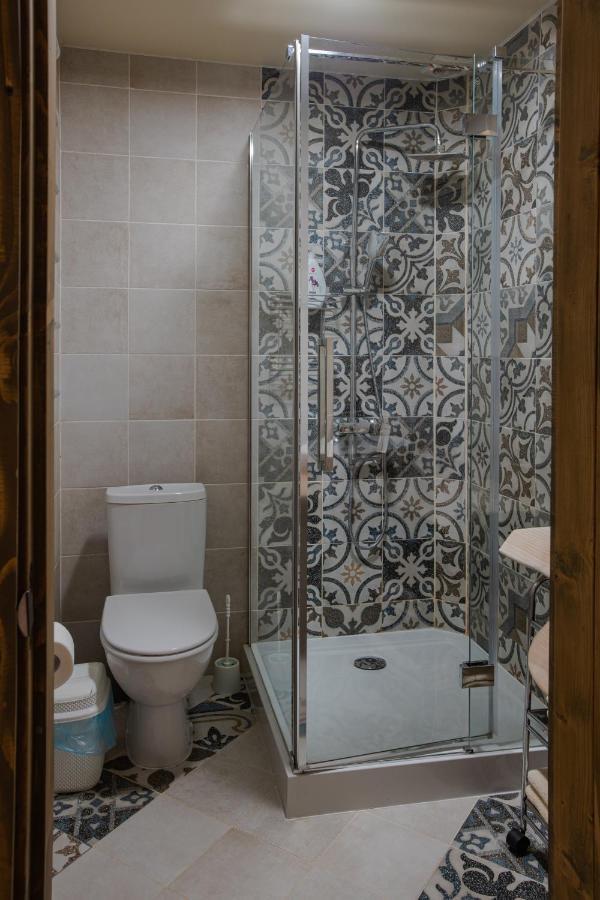 Знакова Хата Apartman Hrebenyiv Kültér fotó