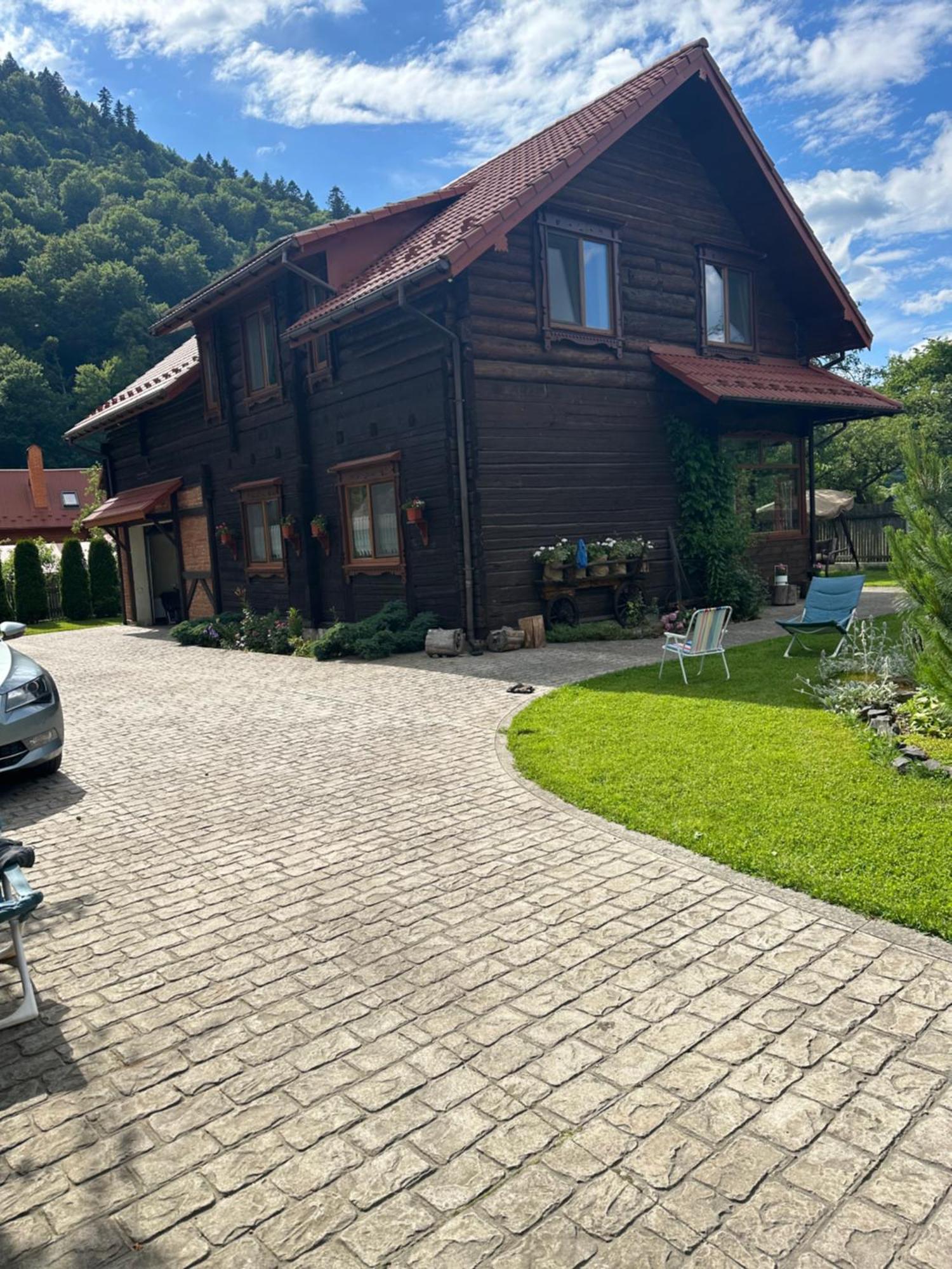 Знакова Хата Apartman Hrebenyiv Kültér fotó